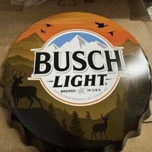 Busch Light 18" Bottle Cap Tin Sign‎ – Vintage Hunting Scene Wall Decor –
